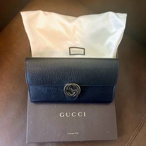 Gucci Interlocking Logo Wallet Black